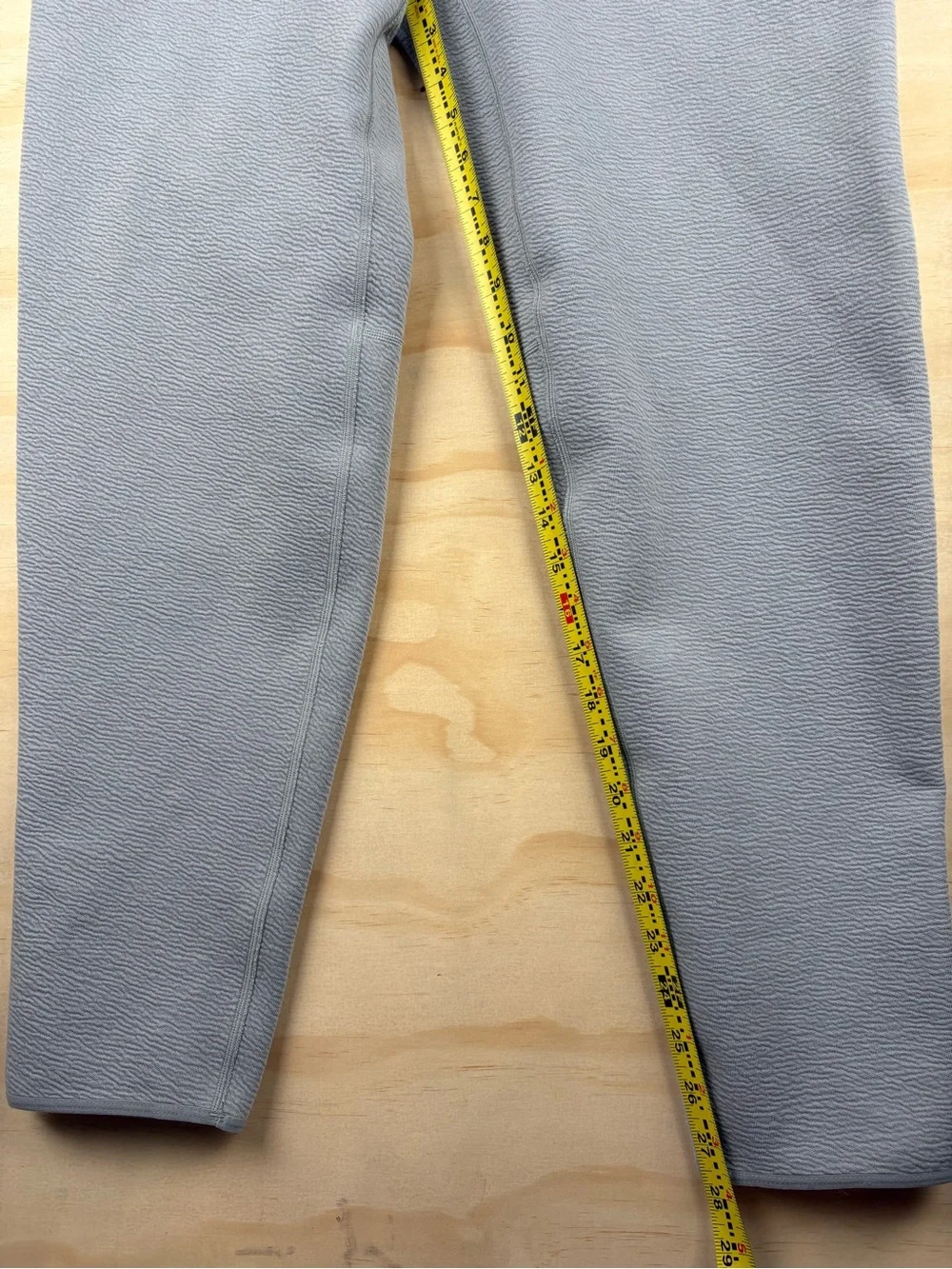 Lululemon Joggers Mens Medium Gray Textured Space Classic Tapered Activewear